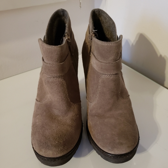 Browns Italian Suede Ankle Buckle Boot Side Zipper Taupe Wooden Heels Woman 37 - Picture 2 of 12